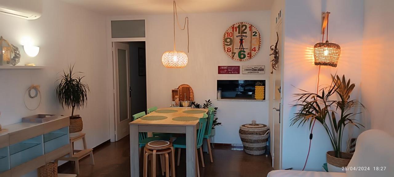 La Yeye Apartment El Port De La Selva Bagian luar foto